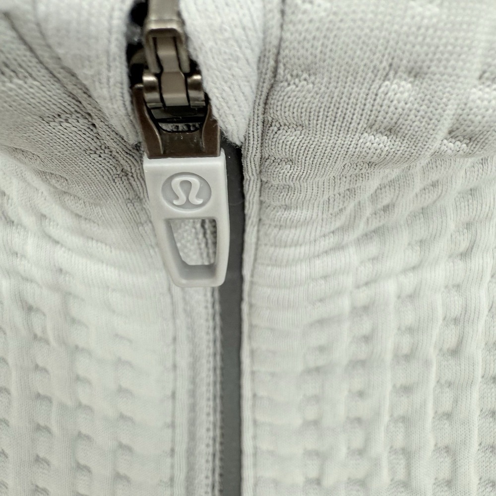 Lululemon Men's Waffle-Knit Half Zip In Silver Drop - Picture 6 of 11